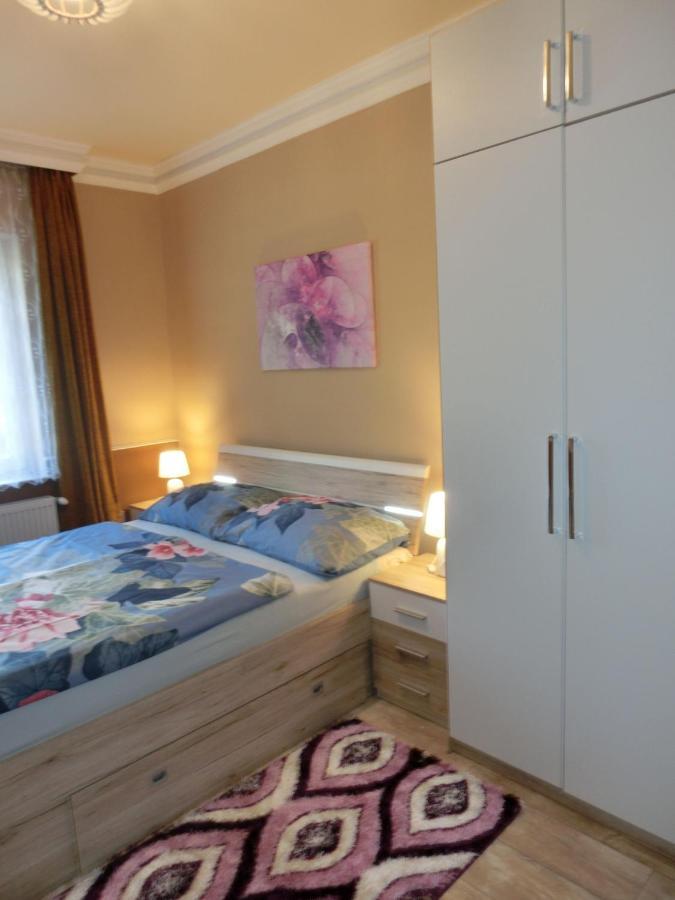 Pilis Apartman Piliscsaba Exterior foto